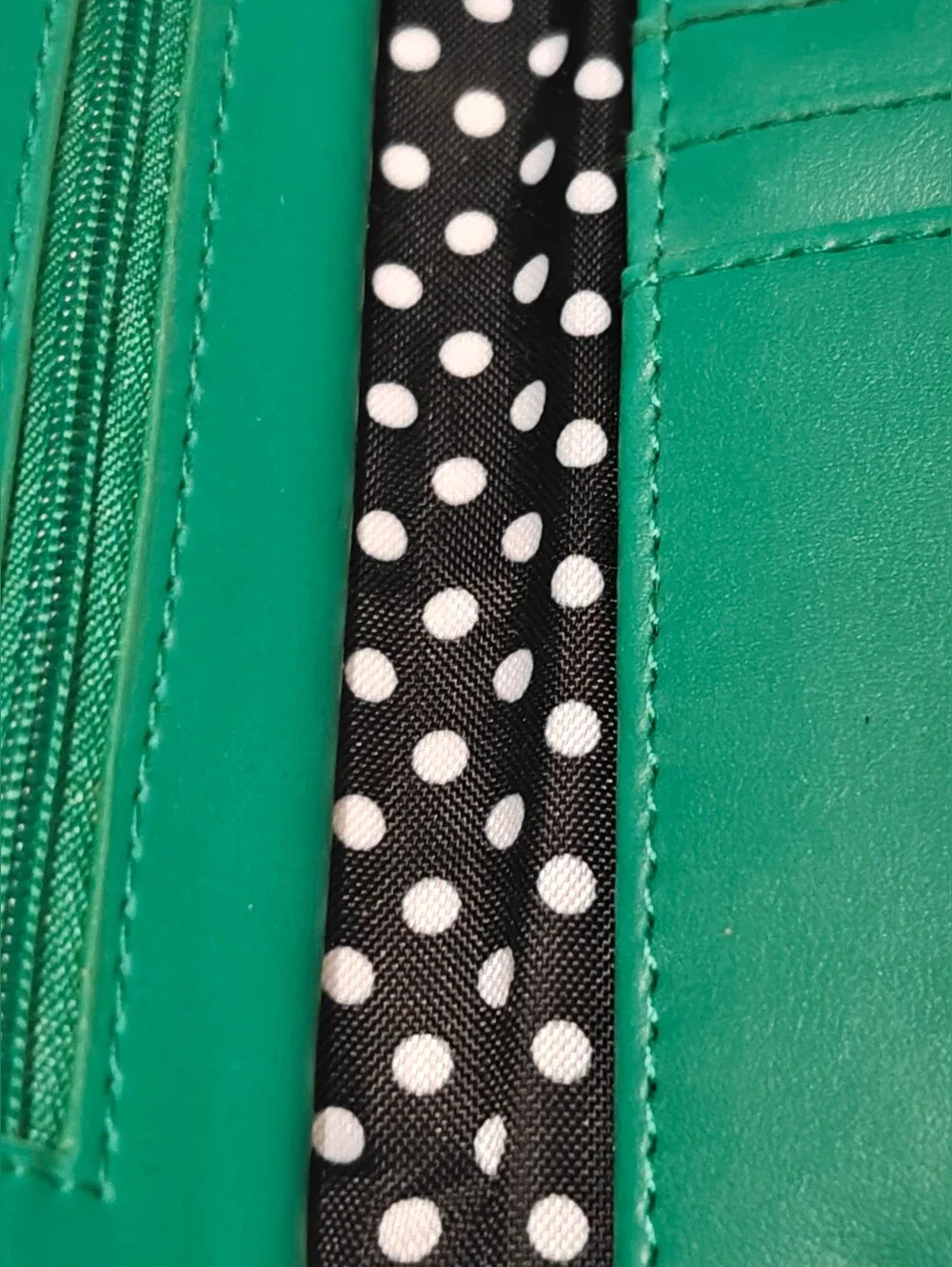 Green Gemline Womens Clutch/Wallet New No Box Never Used